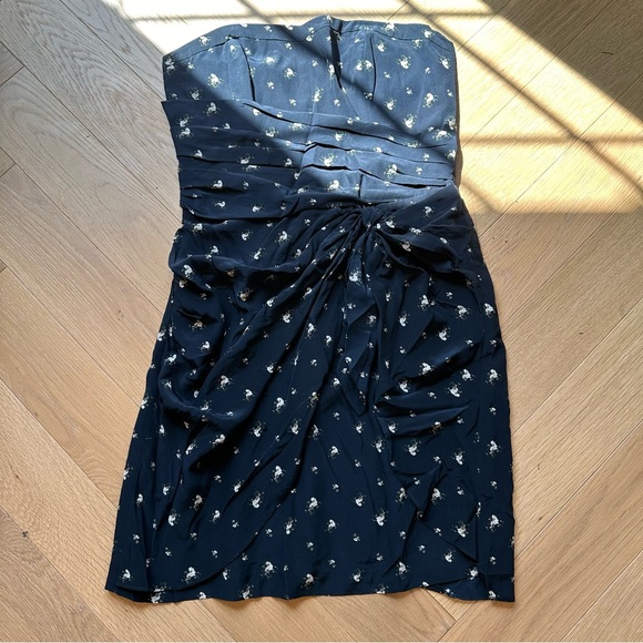 Club Monaco Strapless Silk Dress (Size 8) - Picture 3 of 13